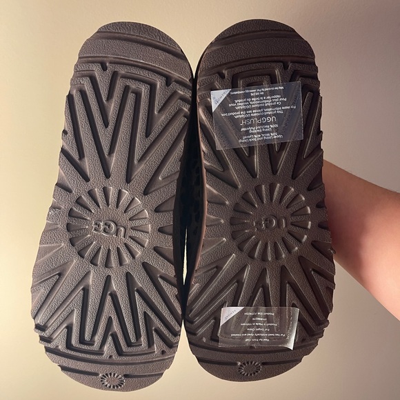 UGG Women's Animal Print Slippers - Picture 5 of 6